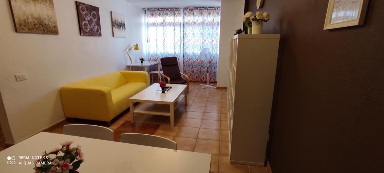 Picasso Apartamento Vecindario  Buitenkant foto